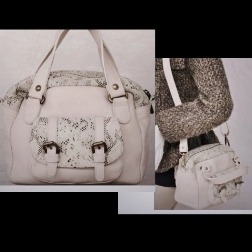 New 2-way Leather w Snake that won't Bite Bag